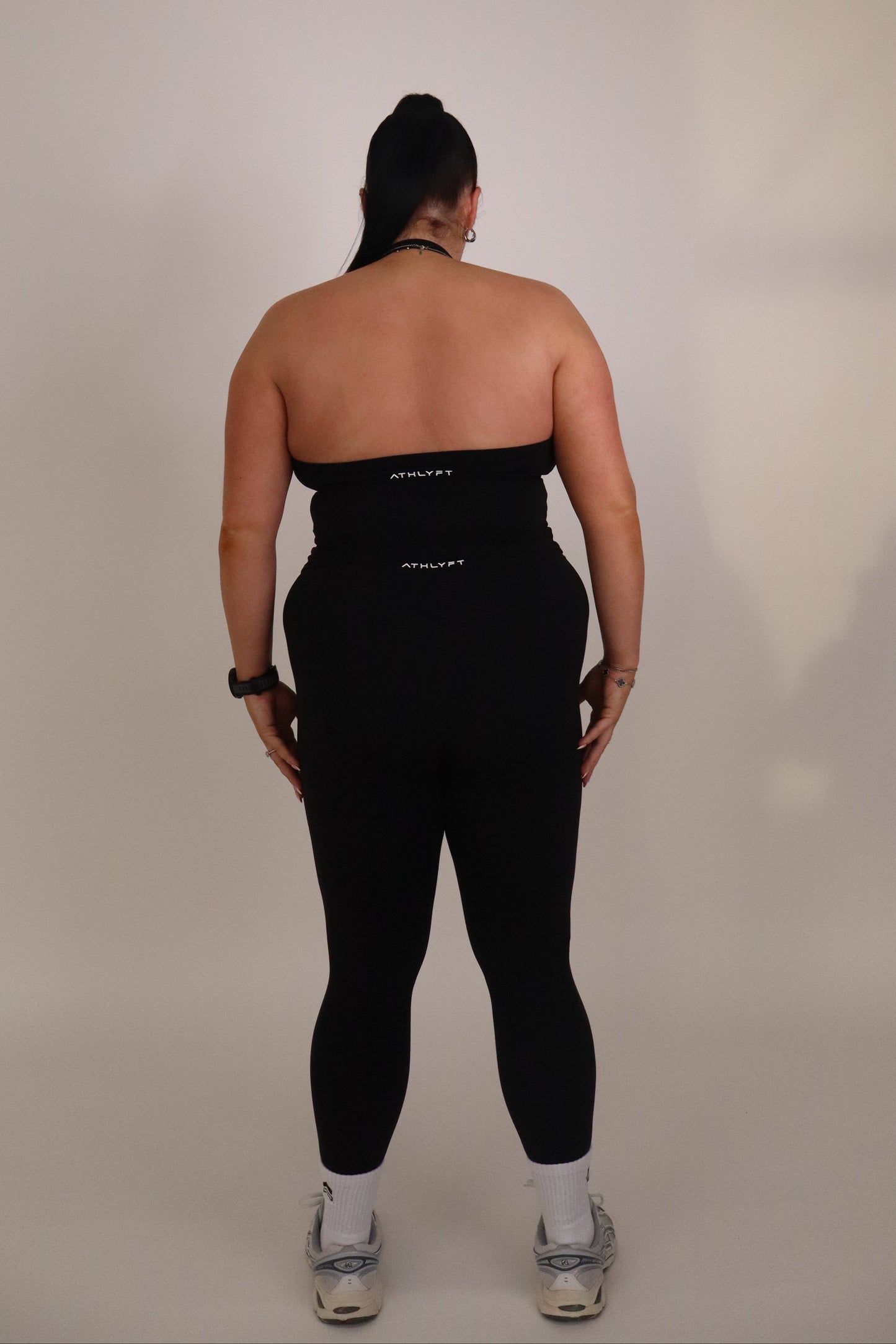 Cloudflow Halter Vest - True Black