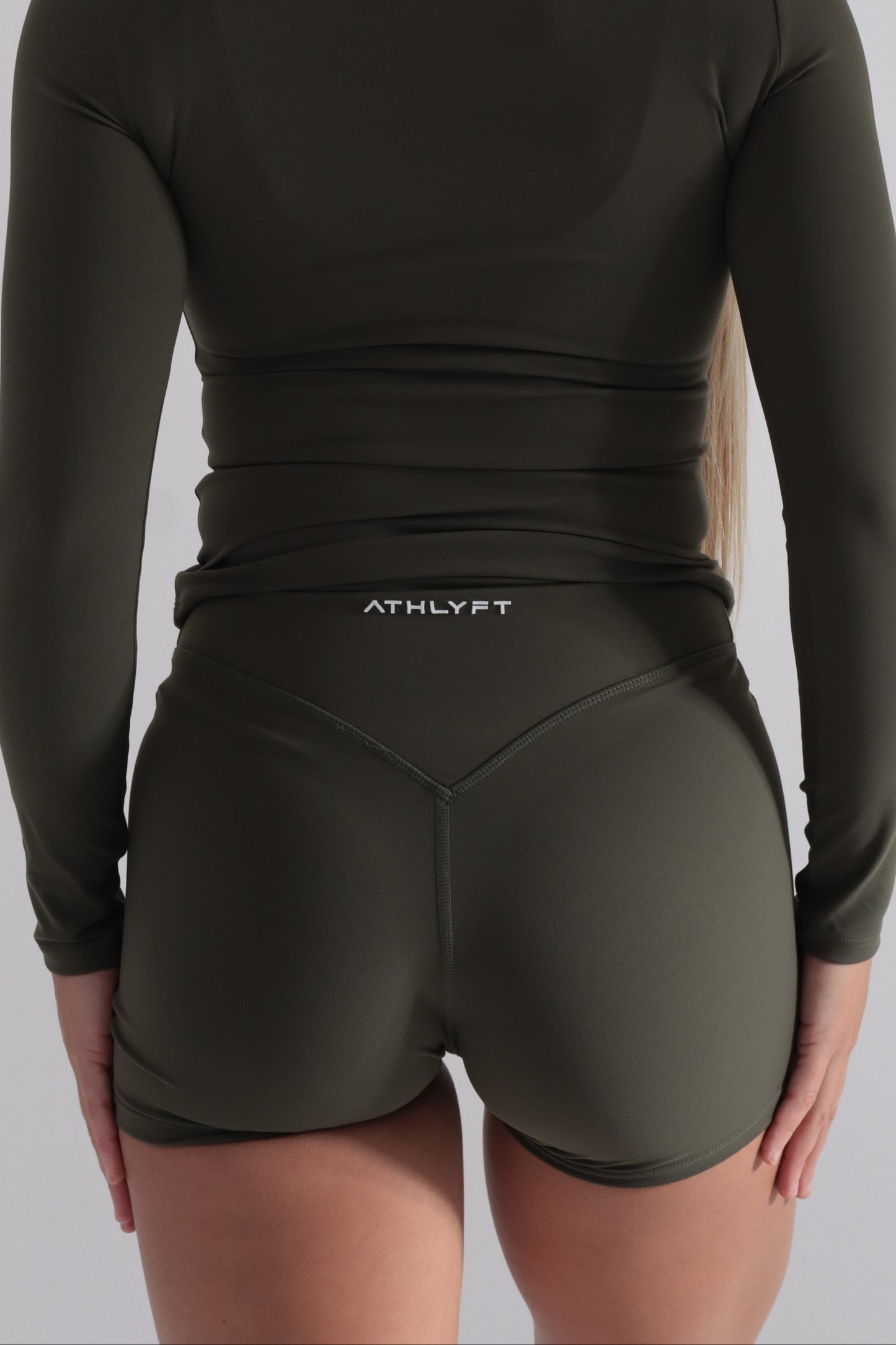 Cloudflow Shorts - Classic Khaki