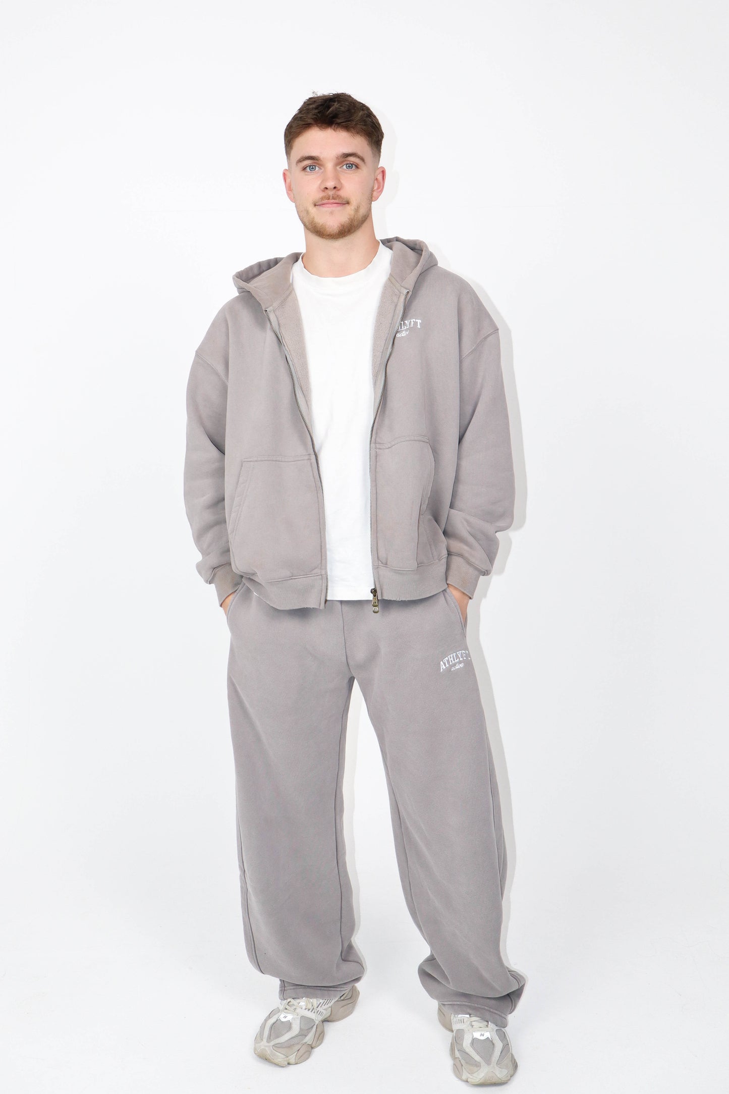 Stonewash Oversized Heavyweight Wide-Leg Jogger - Sandstone