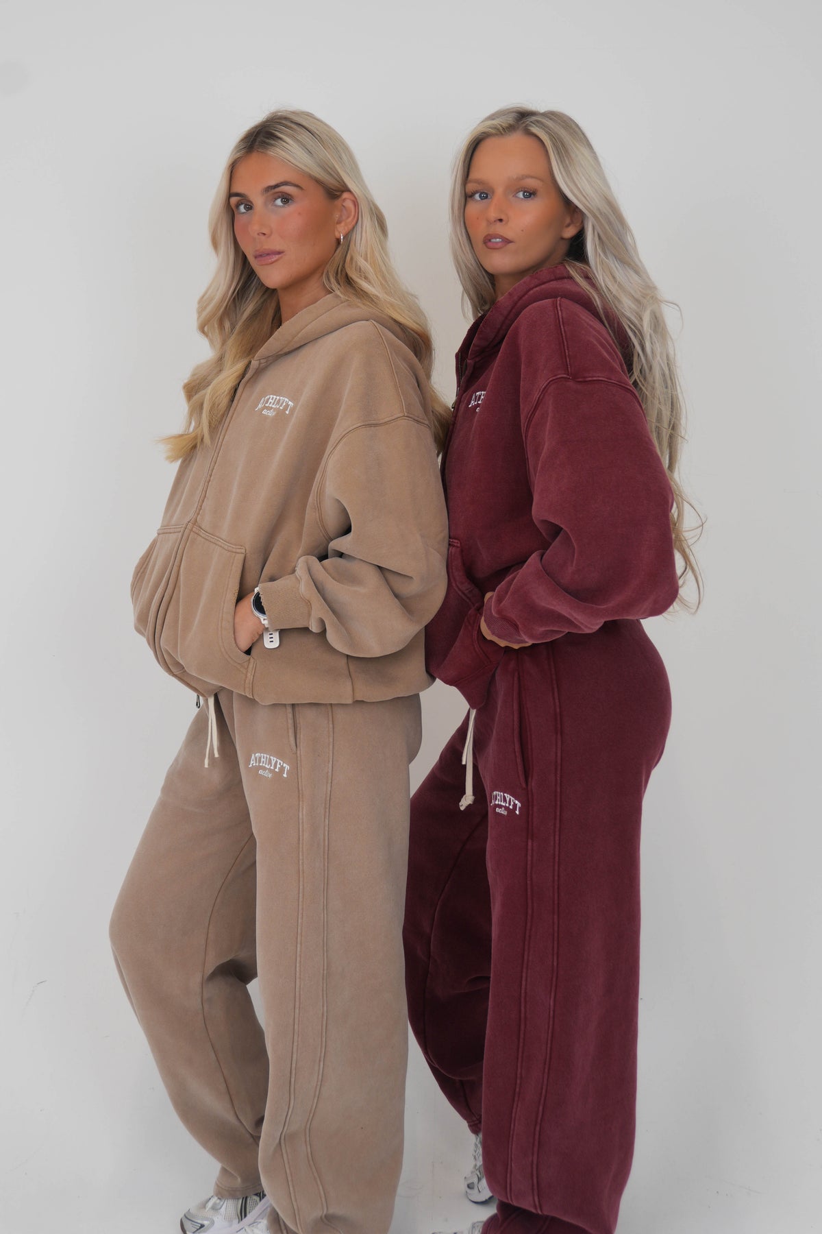 Stonewash Oversized Heavyweight Wide-Leg Jogger - Vintage Red