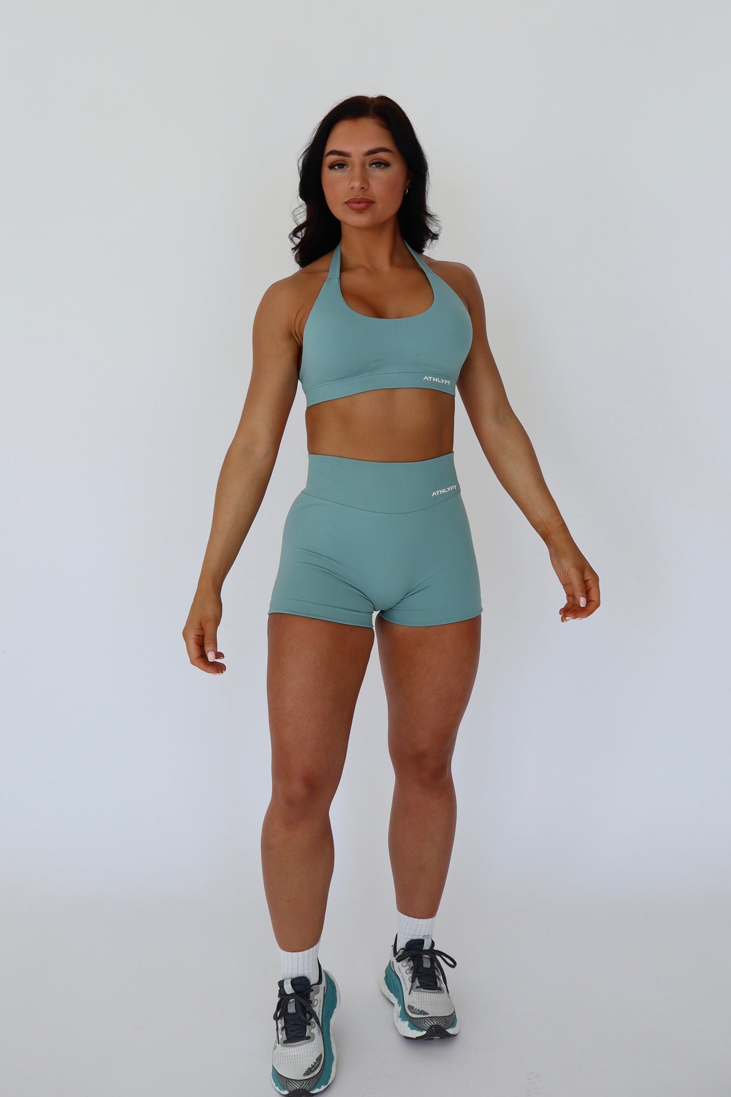 Core Shorts - Aura