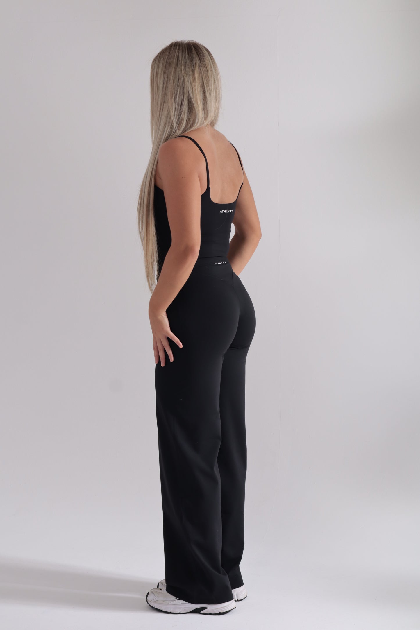 Cloudflow Straight Leg Bottoms - True Black
