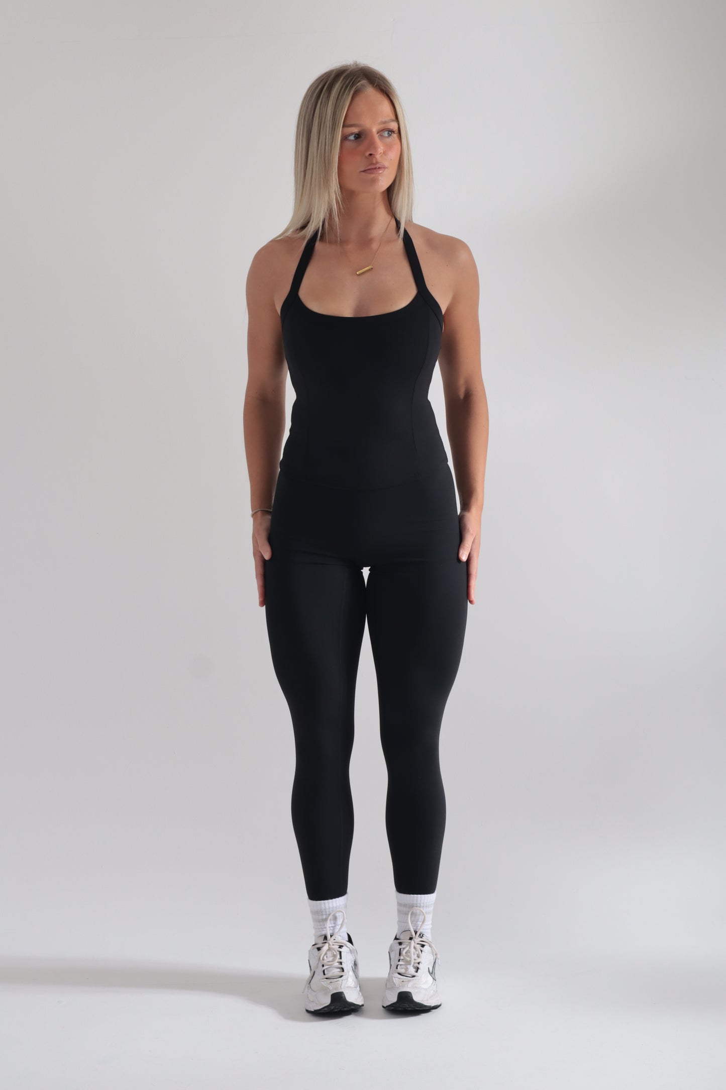 Cloudflow Halter Vest - True Black