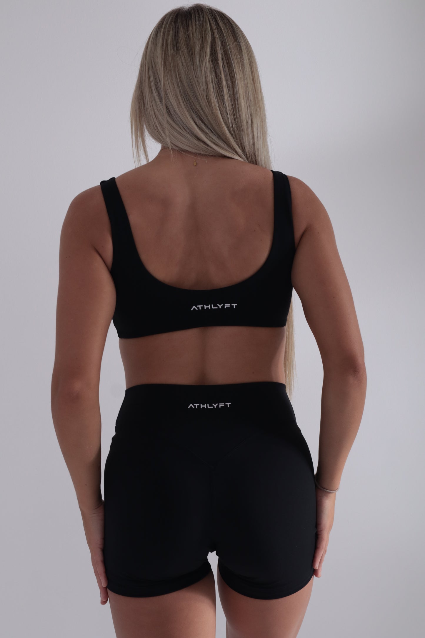 Cloudflow Low Back Bra - True Black