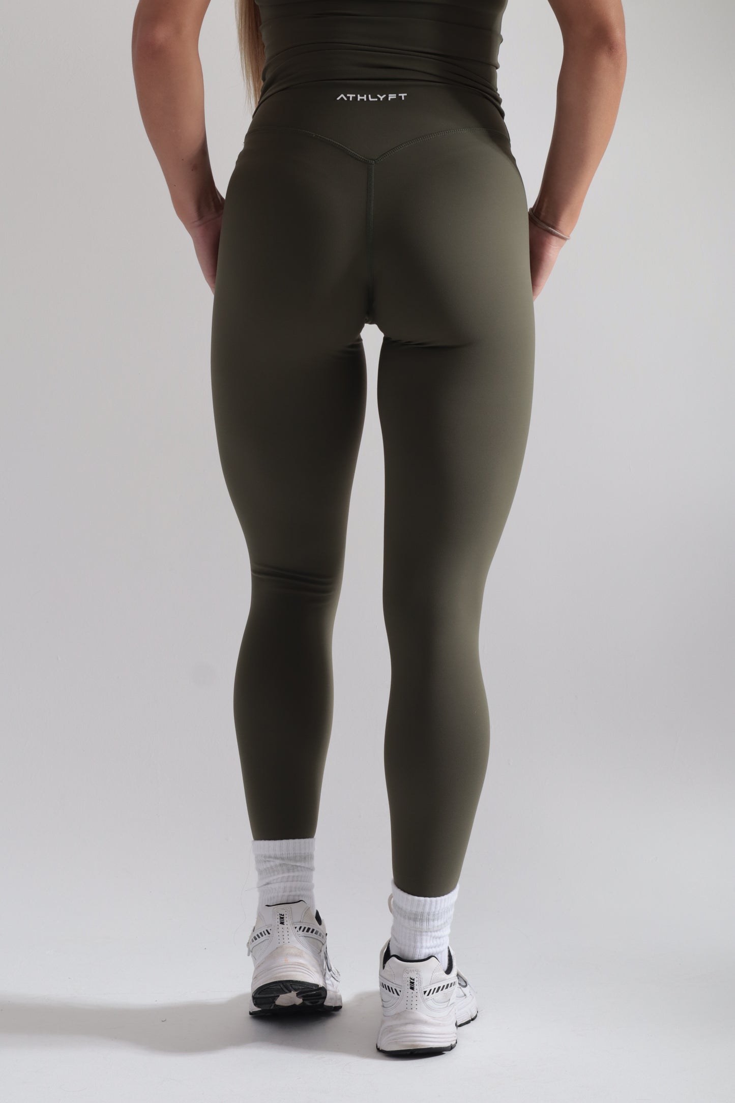 Cloudflow Leggings - Classic Khaki
