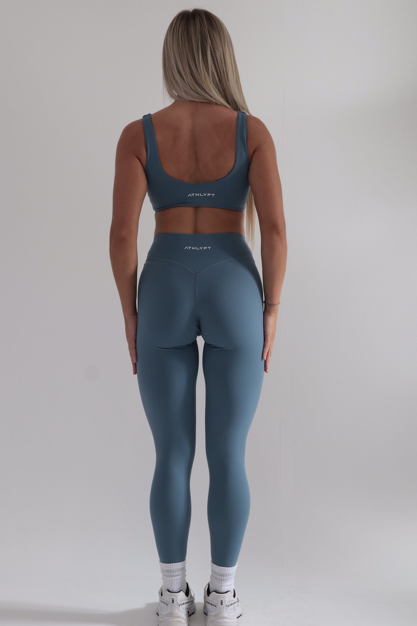 Cloudflow Leggings - Steel Blue